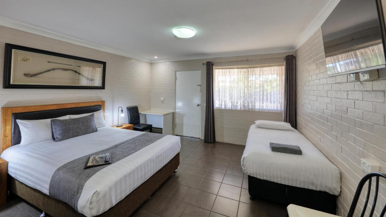 Country Leisure Motor Inn Dubbo Buitenkant foto