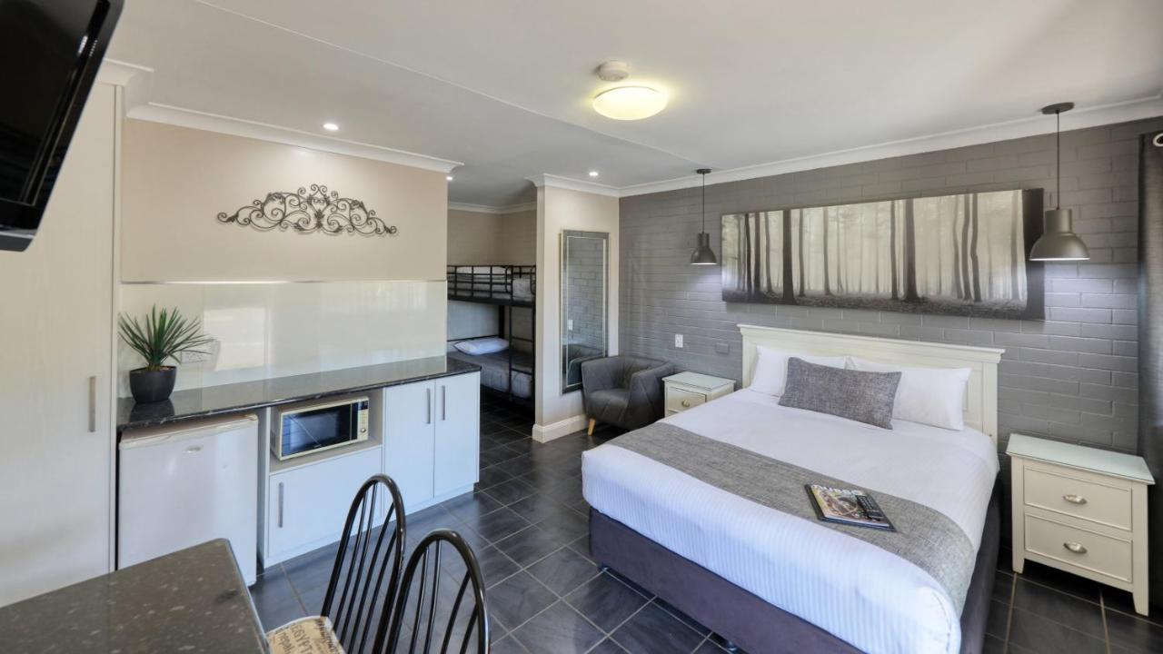 Country Leisure Motor Inn Dubbo Buitenkant foto