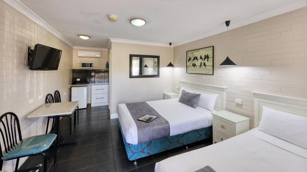 Country Leisure Motor Inn Dubbo Buitenkant foto