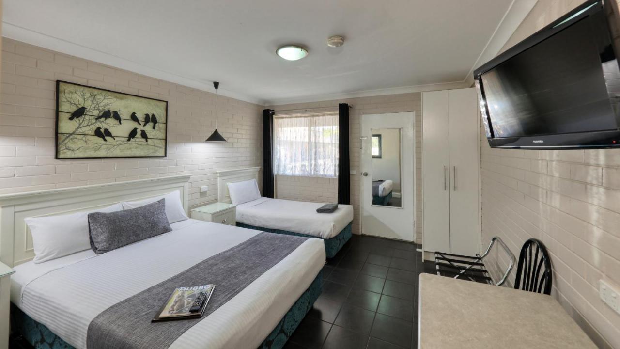 Country Leisure Motor Inn Dubbo Buitenkant foto