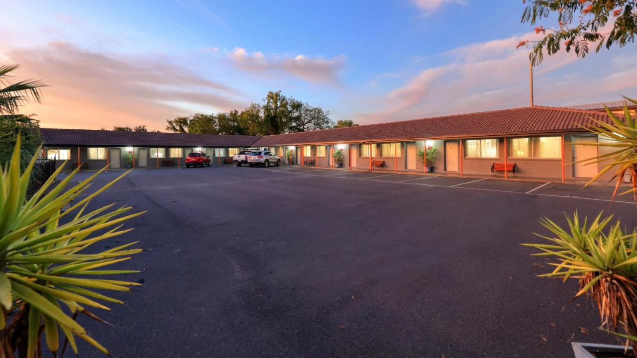 Country Leisure Motor Inn Dubbo Buitenkant foto